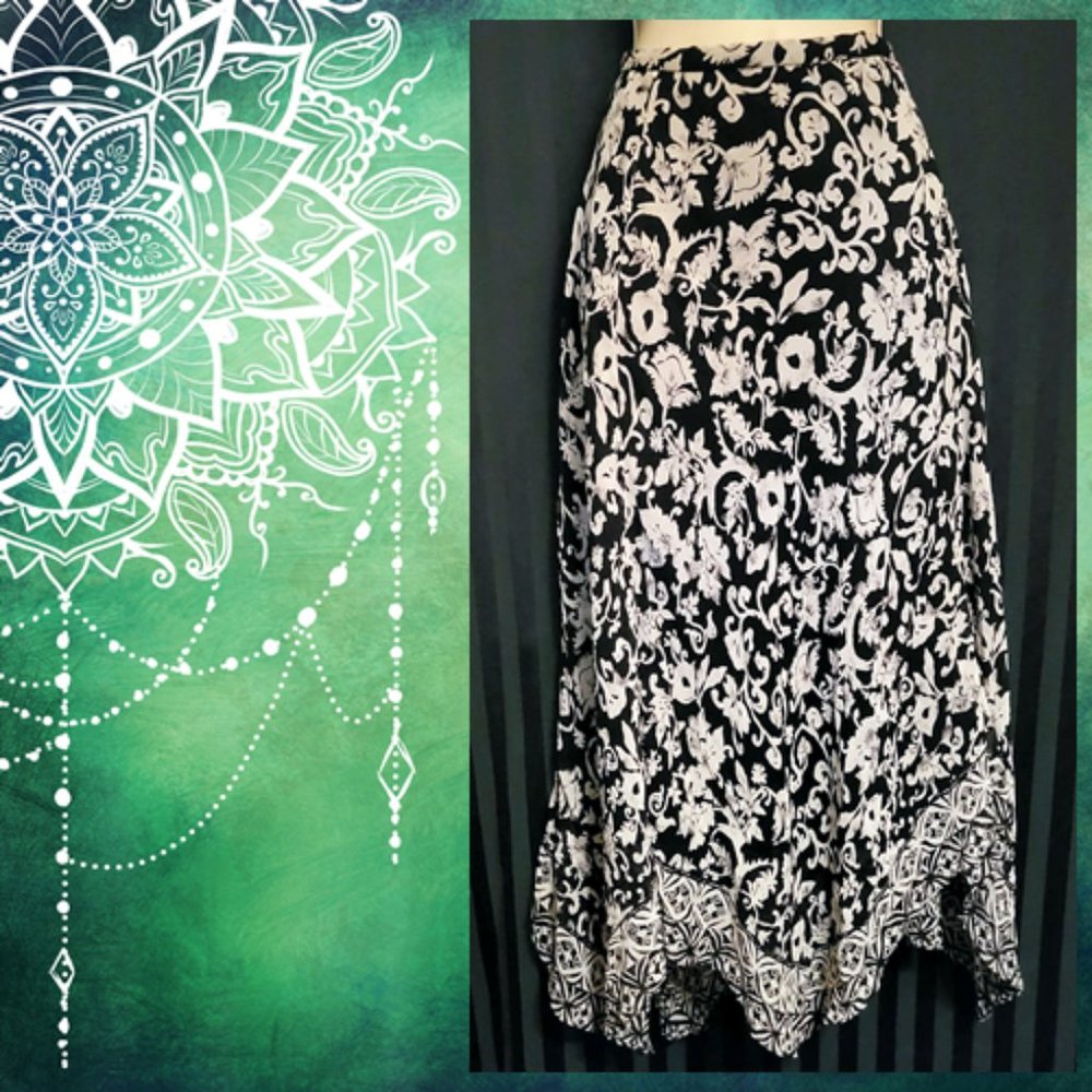 Charter Club Size 14 Knee Length Silk Skirt